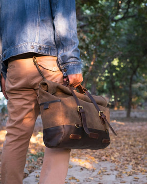 
                  
                    TRIP MACHINE OUTLAW SADDLEBAG TOBACCO
                  
                