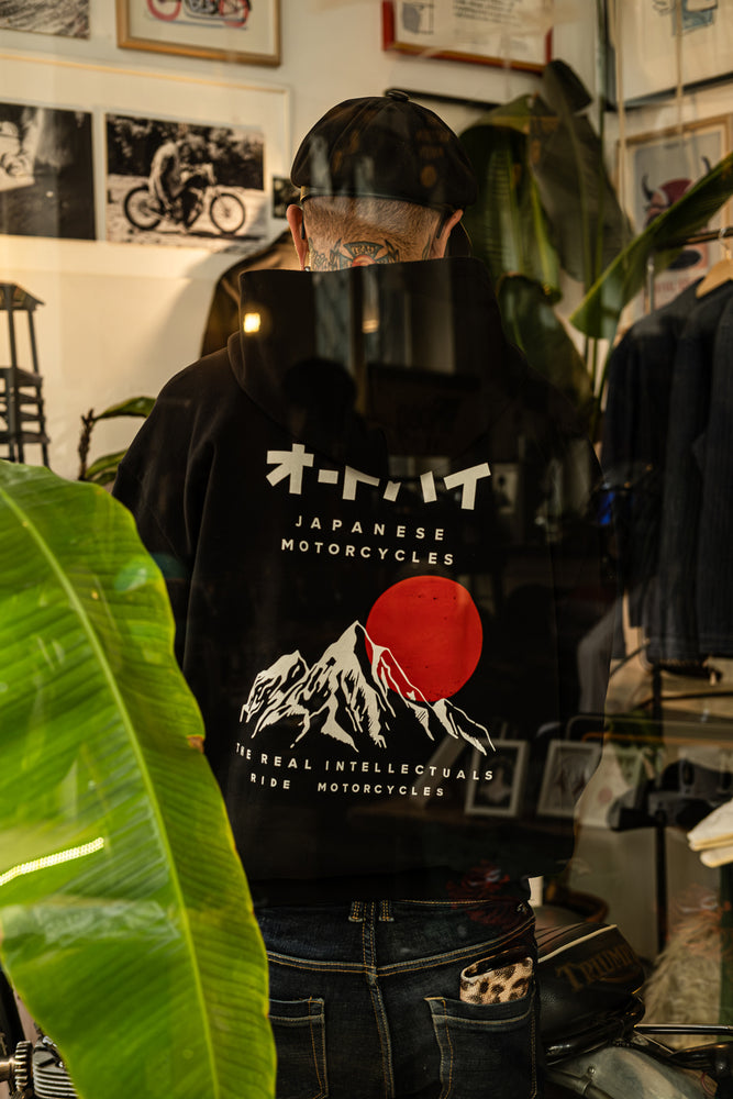 
                  
                    TRI JAPANESE MOTOR - ULTRA HEAVY HOODIE - BLACK
                  
                