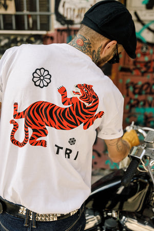 
                  
                    TRI "TORA" TEE - Heavy Oversized - White
                  
                
