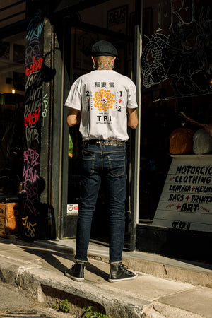 
                  
                    TRI BOSOZOKU TEE - Heavy Oversized - White
                  
                