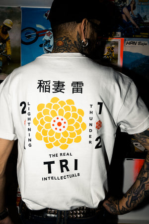 
                  
                    TRI BOSOZOKU TEE - Heavy Oversized - White
                  
                