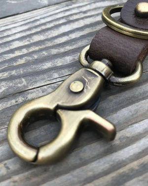 
                  
                    TRIP MACHINE KEY FOB TOBACCO / ANITQUE GOLD
                  
                