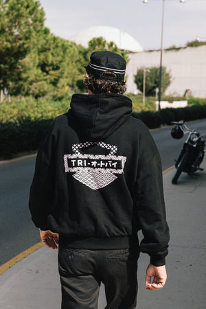 
                  
                    TRI x HD - ULTRA HEAVY HOODY JAPANESE - HOODY
                  
                