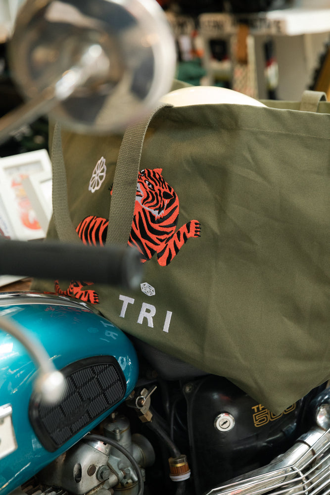 
                  
                    "TORA" EMBROIDERED OVERSIZED TOTE BAG - CARAMEL
                  
                