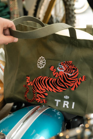 
                  
                    "TORA" EMBROIDERED OVERSIZED TOTE BAG - CARAMEL
                  
                