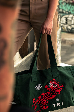 
                  
                    "TORA" EMBROIDERED TOTE BAG - GREEN
                  
                