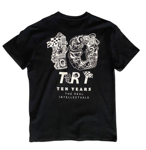 
                  
                    TRI "10TH ANNIVERSARY" Oversized Tee - Black
                  
                