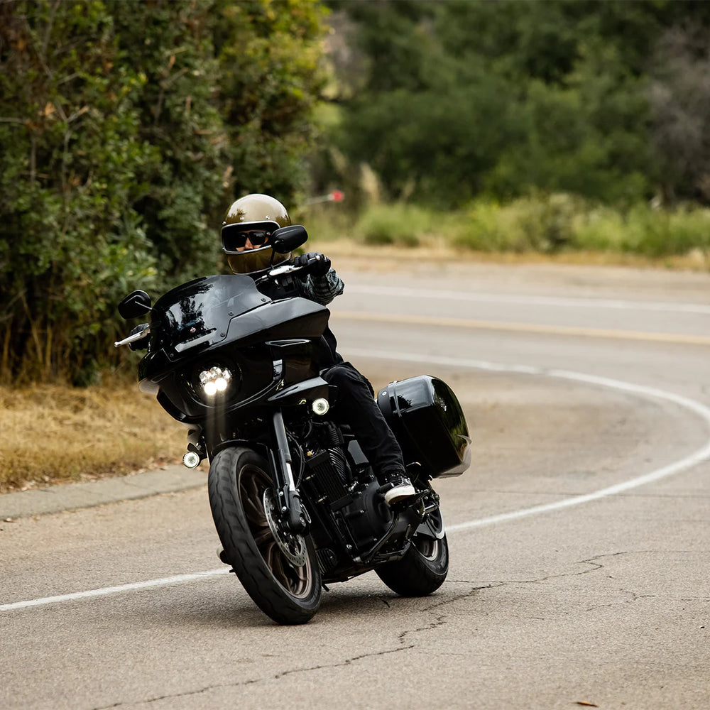 
                  
                    BILTWELL GRINGO ECE R22.06 HELMET - UGLY GOLD METALLIC
                  
                