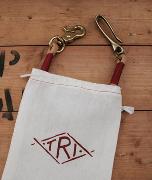 
                  
                    NATURAL with red thread
                  
                
