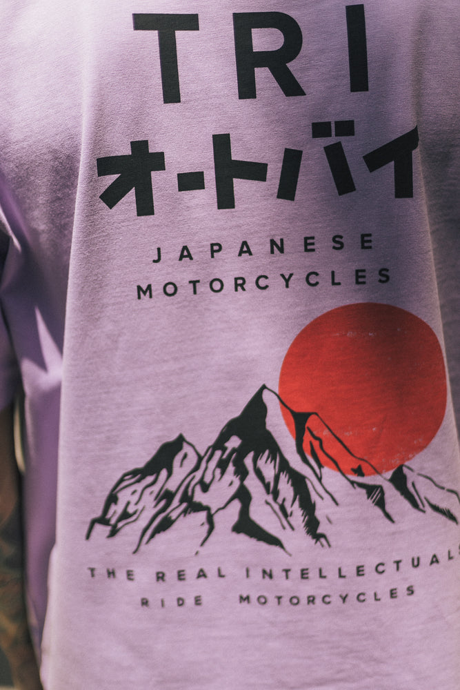 
                  
                    TRI JAPANESE MOTOR TEE - Heavy Oversized - Lilac
                  
                